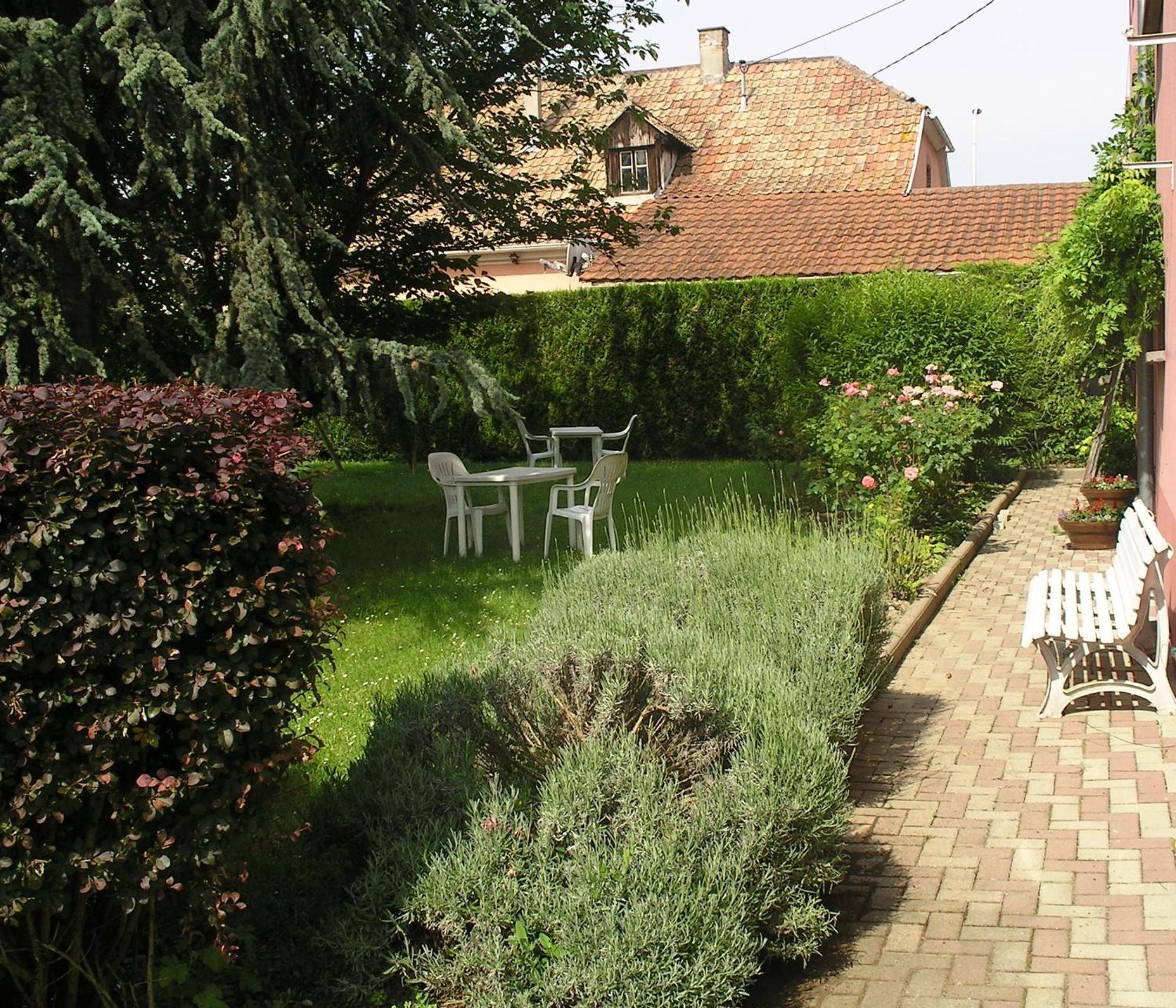 Hotel La Clef Des Champs - Proche Colmar Biesheim