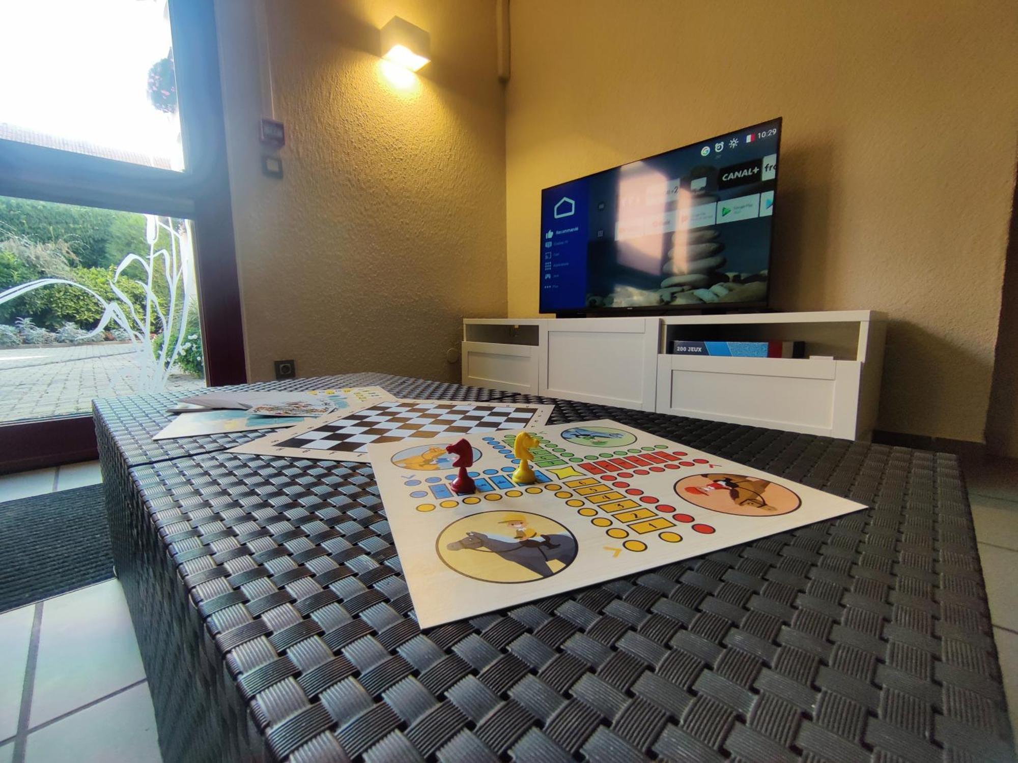 Hotel La Clef Des Champs - Proche Colmar Biesheim
